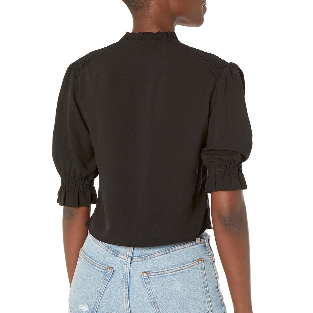 BNWT 🥀 French Connection Half-Sleeve Crepe Light Cropped Top - Picture 2 of 5